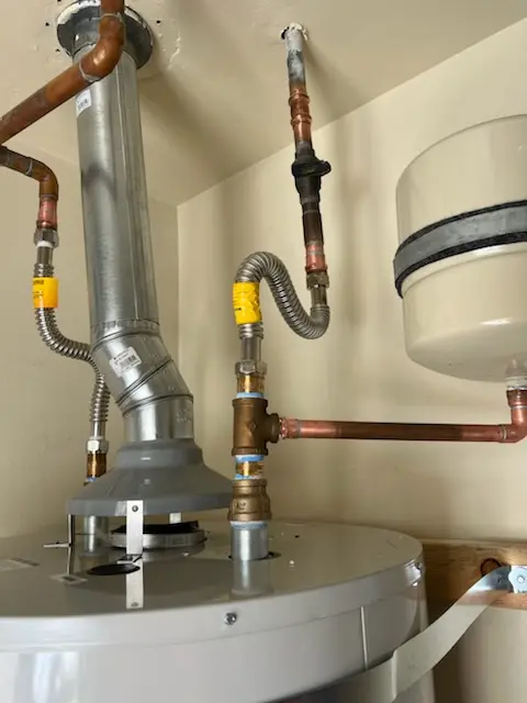 Water heater installation and plumbing repair in Golfside